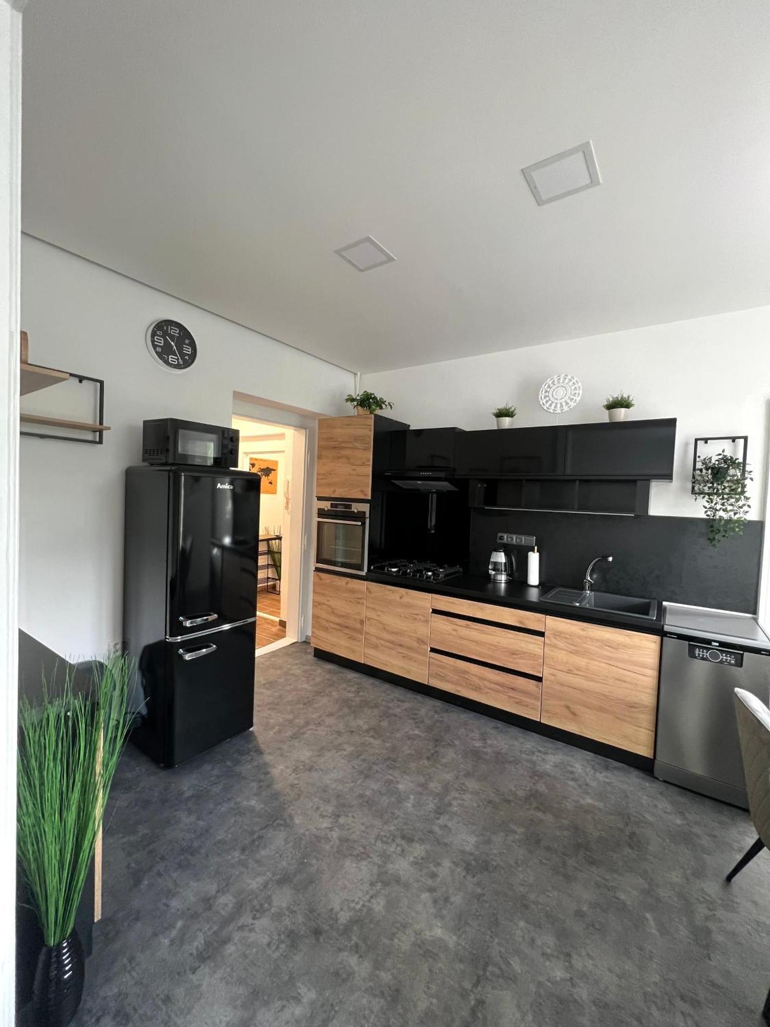 Apartman V Centru Trutnova 外观 照片